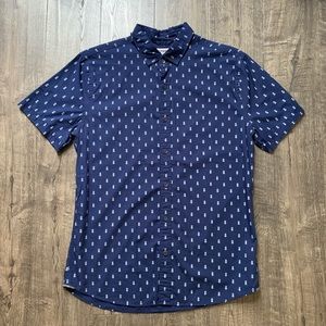 Express Button Down 🍍